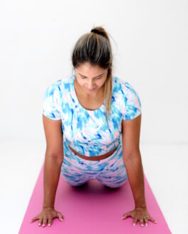 Hukt Ladies Short Sleeve Gym Crop Top – Light Blue / Pink